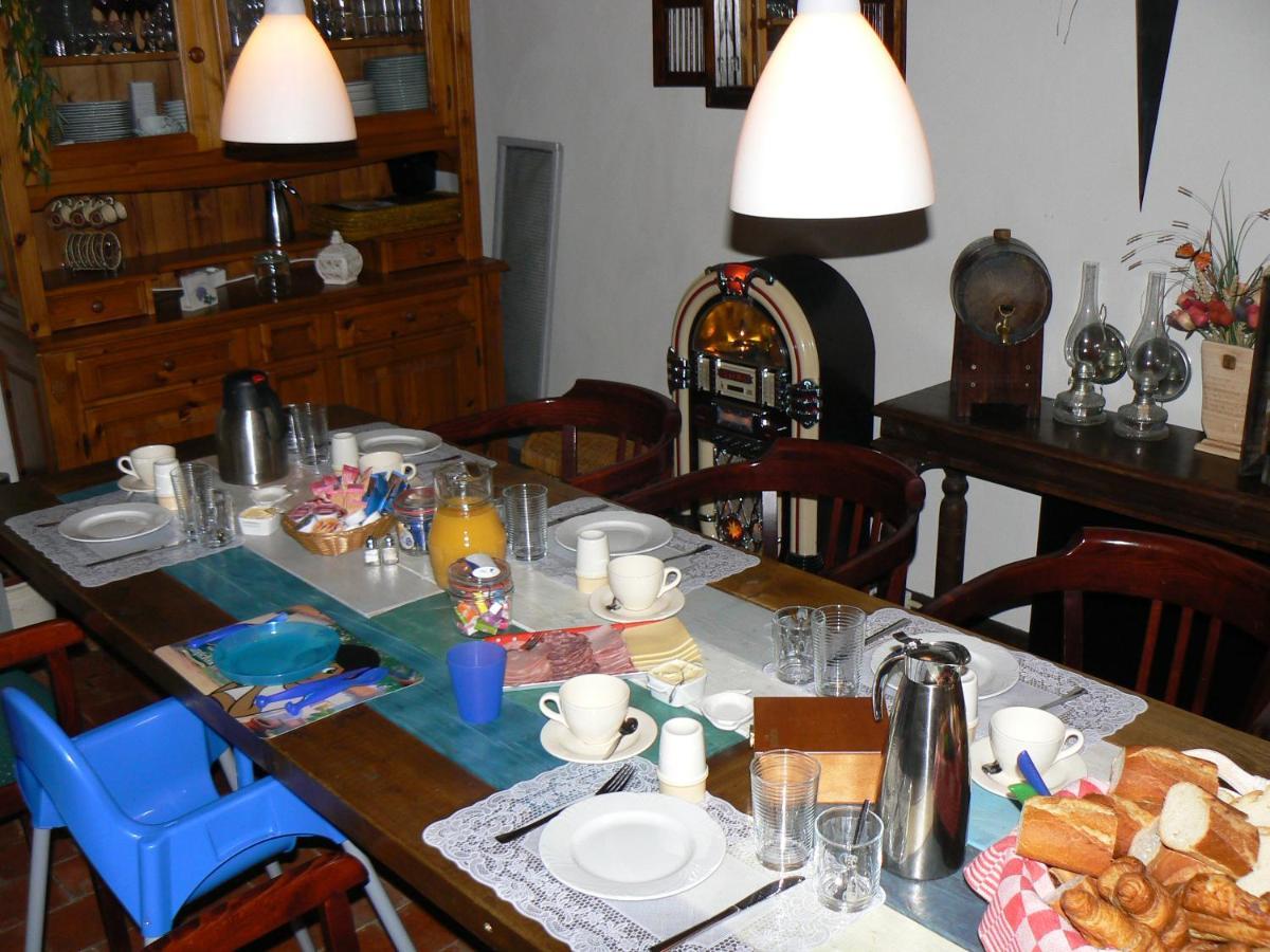 Bed and Breakfast Le Petit Moulin Saint-Hilaire  Екстер'єр фото